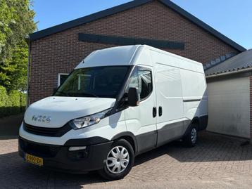 Iveco DAILY 35S15V L2H2 3.0D 3500KG trekhaak Carplay, Camera beschikbaar voor biedingen