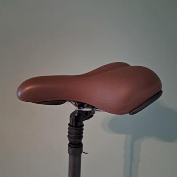 Selle Royal Free Way Zadel - Bruin beschikbaar voor biedingen