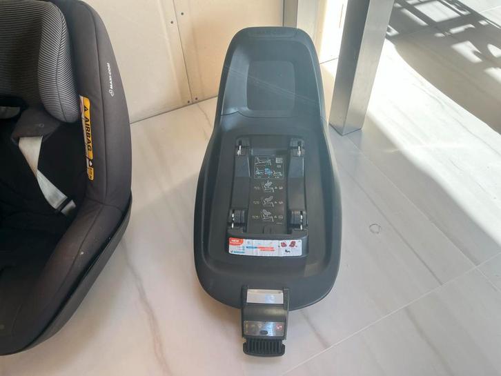 Maxi-Cosi 2wayFix met 2way Pearl Autostoel, Kinderen en Baby's, Autostoeltjes, Gebruikt, Maxi-Cosi, 0 t/m 18 kg, Isofix, Verstelbare rugleuning