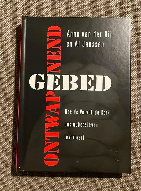 Anne van der Bijl - Ontwapenend gebed, Boeken, Godsdienst en Theologie, Zo goed als nieuw, Ophalen of Verzenden