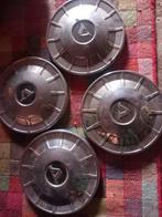 Volvo 144 wieldoppen, Ophalen