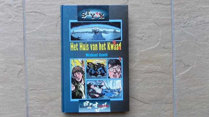 Het huis van het kwaad; Michael Scott 1996 Horror, Boeken, Kinderboeken | Jeugd | 13 jaar en ouder, Gelezen, Ophalen of Verzenden
