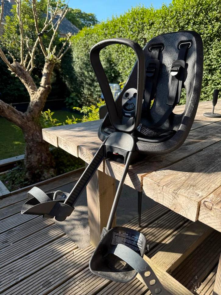 Thule Yepp Mini Fietsstoeltje + Windscherm, Fietsen en Brommers, Fietsaccessoires | Fietsstoeltjes, Zo goed als nieuw, Voorzitje
