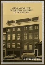 Gids voor het Gemeentearchief te Schiedam, Verzenden, 20e eeuw of later, Zo goed als nieuw