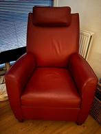 bordeaux leren fauteuil met hocker, Huis en Inrichting, Ophalen, Zo goed als nieuw, Modern, 50 tot 75 cm