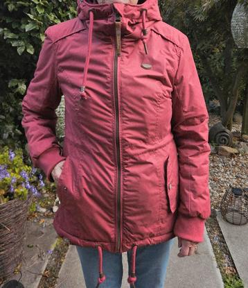 Nieuwe donsjas van Ragwear - mt L beschikbaar voor biedingen
