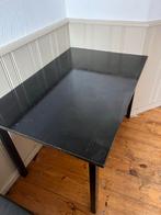 Zwarte tafel, Huis en Inrichting, Tafels | Eettafels, Gebruikt, 150 tot 200 cm, Vier personen, Rechthoekig