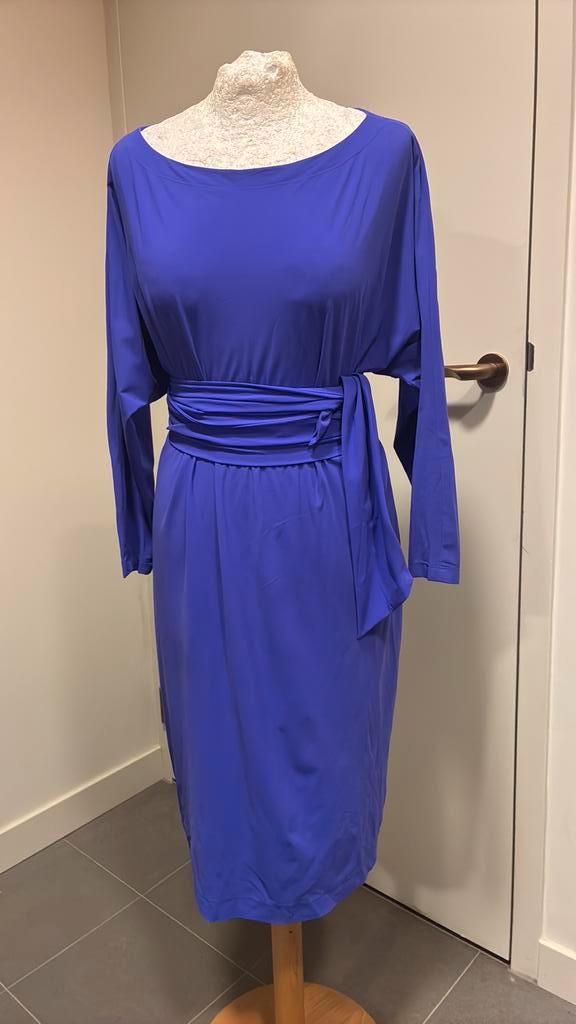 LaDress Carla jurk XL - Zo goed als nieuw!, Kleding | Dames, Jurken, Zo goed als nieuw, Maat 46/48 (XL) of groter, Paars, Knielengte