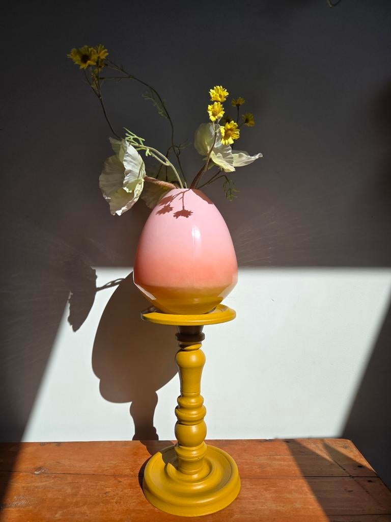 Vaas op plantentafeltje - vensterbank krukje, Overige kleuren, 50 tot 75 cm, Ophalen of Verzenden, Glas