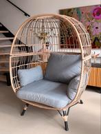 Rotan egg chair (2 persoons loveseat), Ophalen, Bruin, Zo goed als nieuw, Metaal