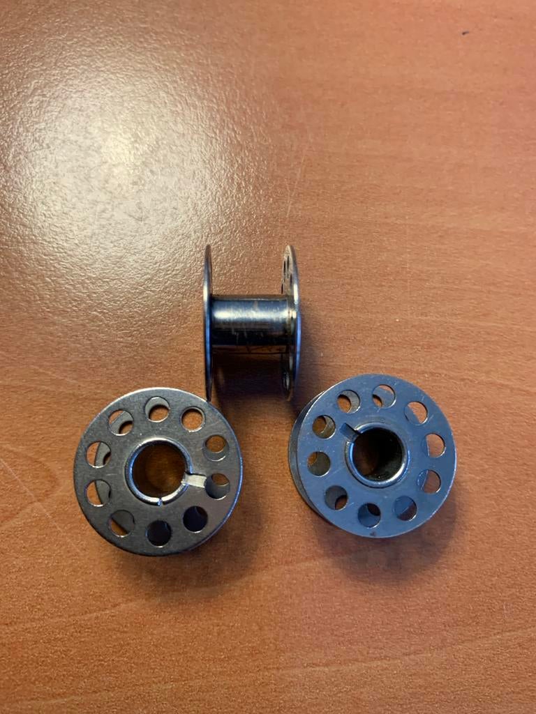 Singer Metalen spoeltjes voor naaimachine (3 stuks), Ophalen of Verzenden, Gebruikt