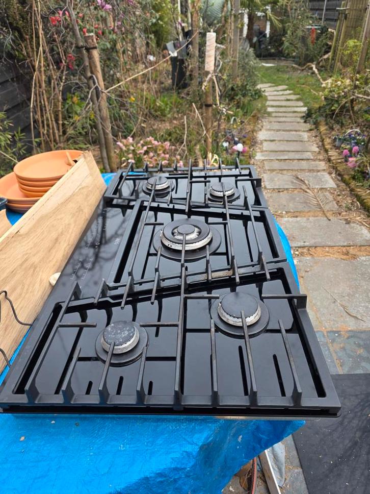AEG gasfornuis met wokbrander, Witgoed en Apparatuur, Fornuizen, Gebruikt, Inbouw, Gas, 5 kookzones of meer, Minder dan 85 cm