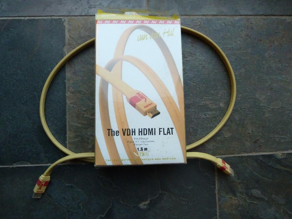 Tekoop Van Den Hul flat line hdmi 1,5 meter, Ophalen of Verzenden, Zo goed als nieuw, Minder dan 2 meter, HDMI-kabel