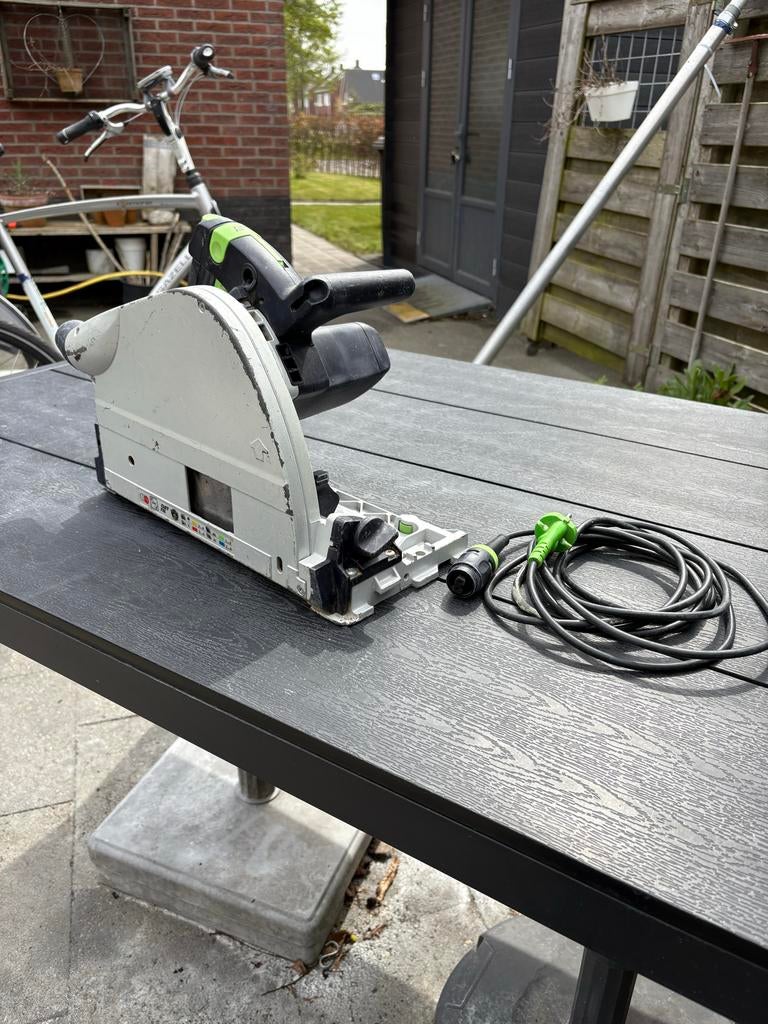 Festool TS 75 invalzaag - Krachtige precisiezaag, Doe-het-zelf en Verbouw, Gereedschap | Zaagmachines, Gebruikt, Invalzaag, 70 mm of meer
