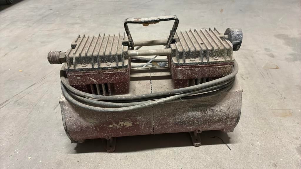 Compressor kapot, Ophalen of Verzenden, Gebruikt