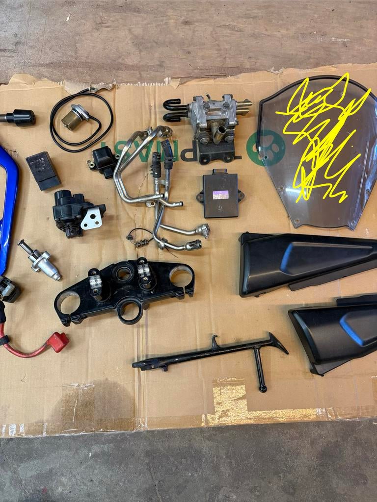 DIV onderdelen Yamaha Fazer 1000 (vanaf 2001), Ophalen, Gebruikt