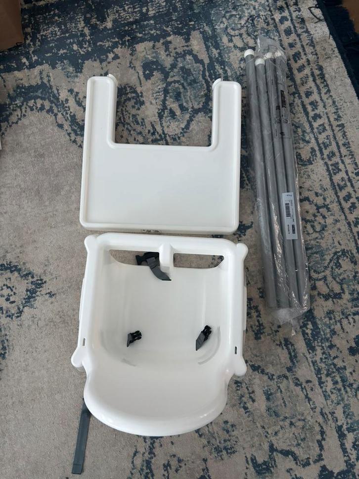 Kinderstoel ikea Antilop met dienblad, nieuw!, Kinderen en Baby's, Kinderstoelen, Zo goed als nieuw, Overige typen, Ophalen