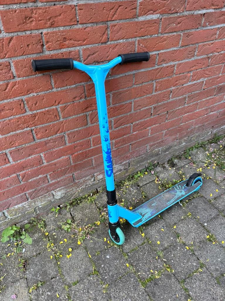 Stuntstep, Fietsen en Brommers, Steps, Ophalen, Zo goed als nieuw, Gewone step