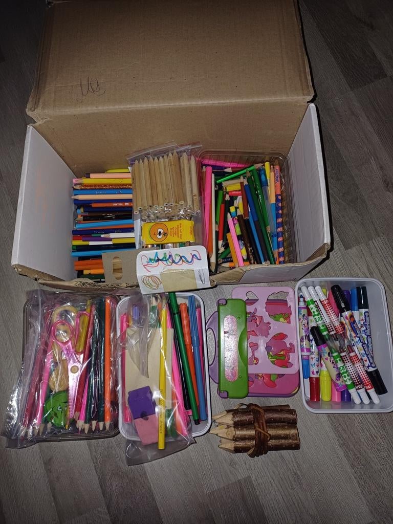 Tekendoos, Ophalen, Potlood of Stift