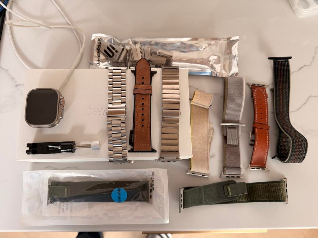 Apple Watch Ultra 1e generatie - Titanium Case 49mm, Afstand, IOS, Ophalen of Verzenden, Zo goed als nieuw