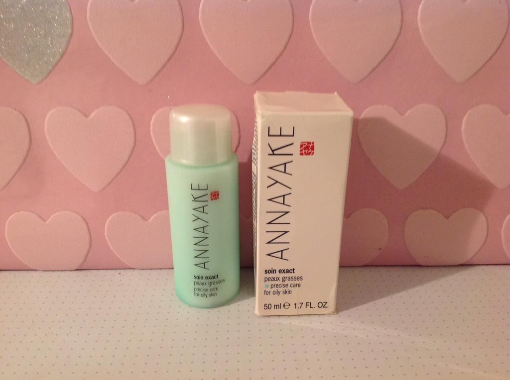 Annayake precise care for oily skin 50ml, Ophalen of Verzenden, Nieuw, Gehele gezicht