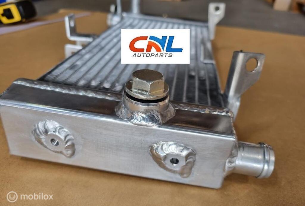 Radiateur HONDA VFR400 NC24 VFR 400 NC 24 radiator, Motoren, Onderdelen | Honda, Nieuw, Ophalen of Verzenden