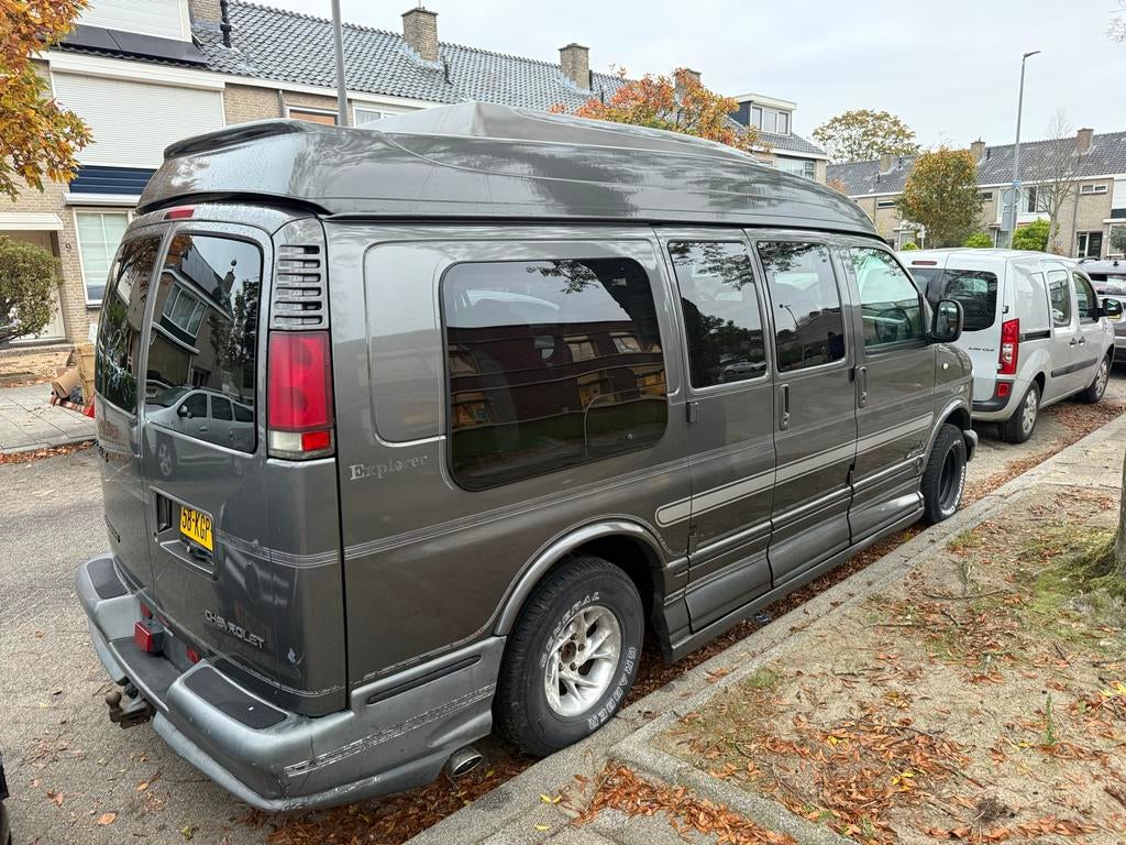 Te koop: Chevrolet Express 2000 LPG Camper kenteken, Auto's, 2632 kg, 254 pk, 700 kg, Particulier