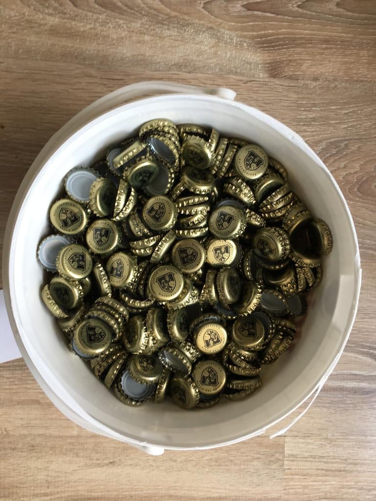 bierdoppen Hertog Jan in totaal 825 stuks nette doppen, Verzamelen, Biermerken, Ophalen of Verzenden, Zo goed als nieuw, Overige typen