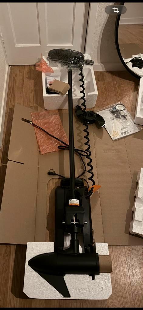 Minn Kota Terrova 55 Wireless Remote Boegmotor 4 maanden oud, Watersport en Boten, Bootonderdelen, Zo goed als nieuw, Motor en Techniek