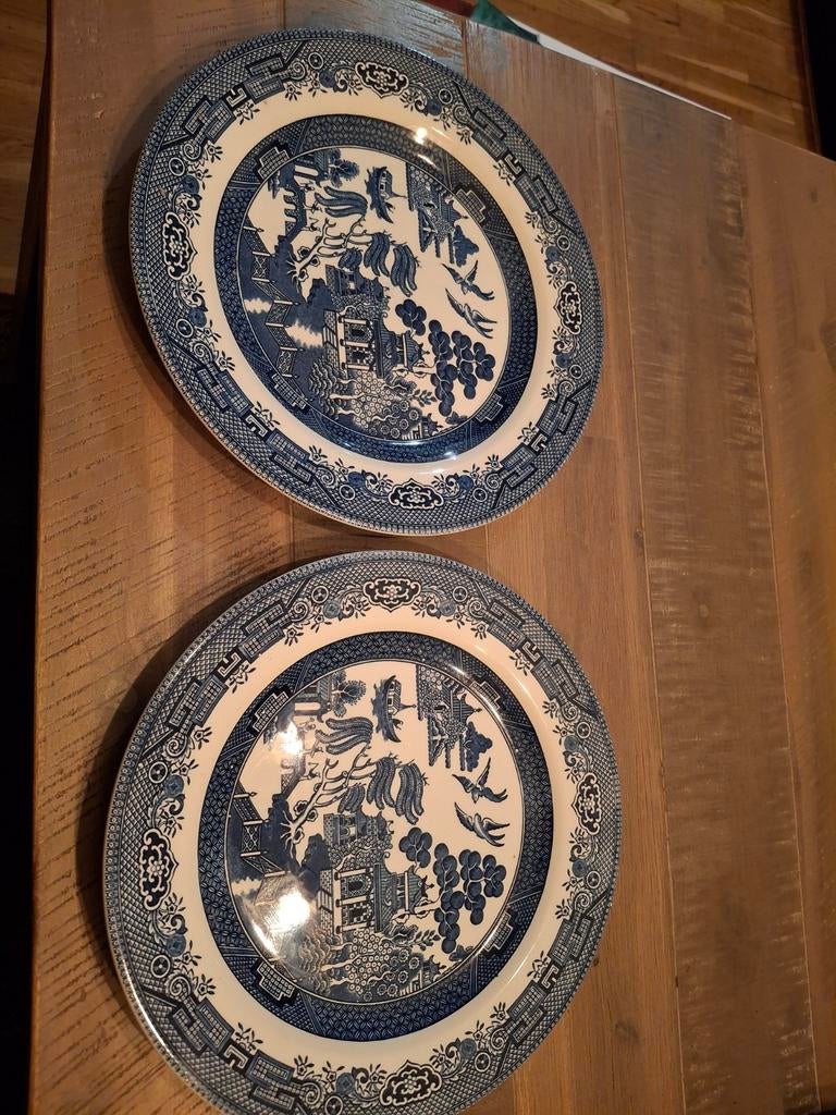 2 dinerborden Churchill, Antiek en Kunst, Antiek | Wandborden en Tegels, Ophalen of Verzenden