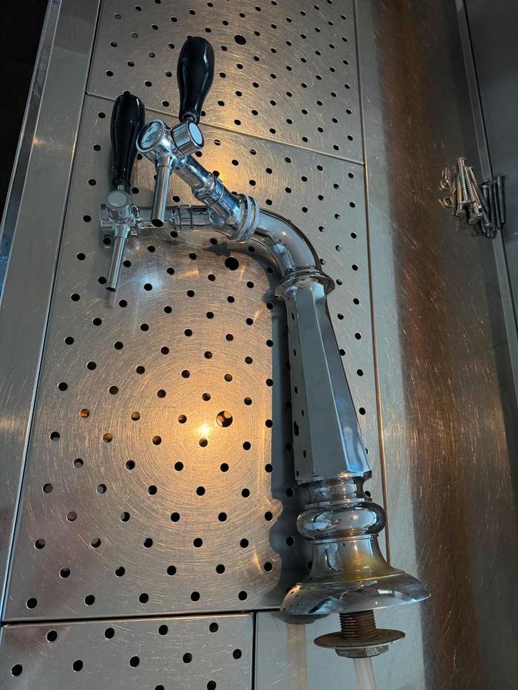 Bierzuil met 2 kranen - van professionele tapinstallatie, Witgoed en Apparatuur, Thuistaps, Gebruikt, Overige merken, Ophalen