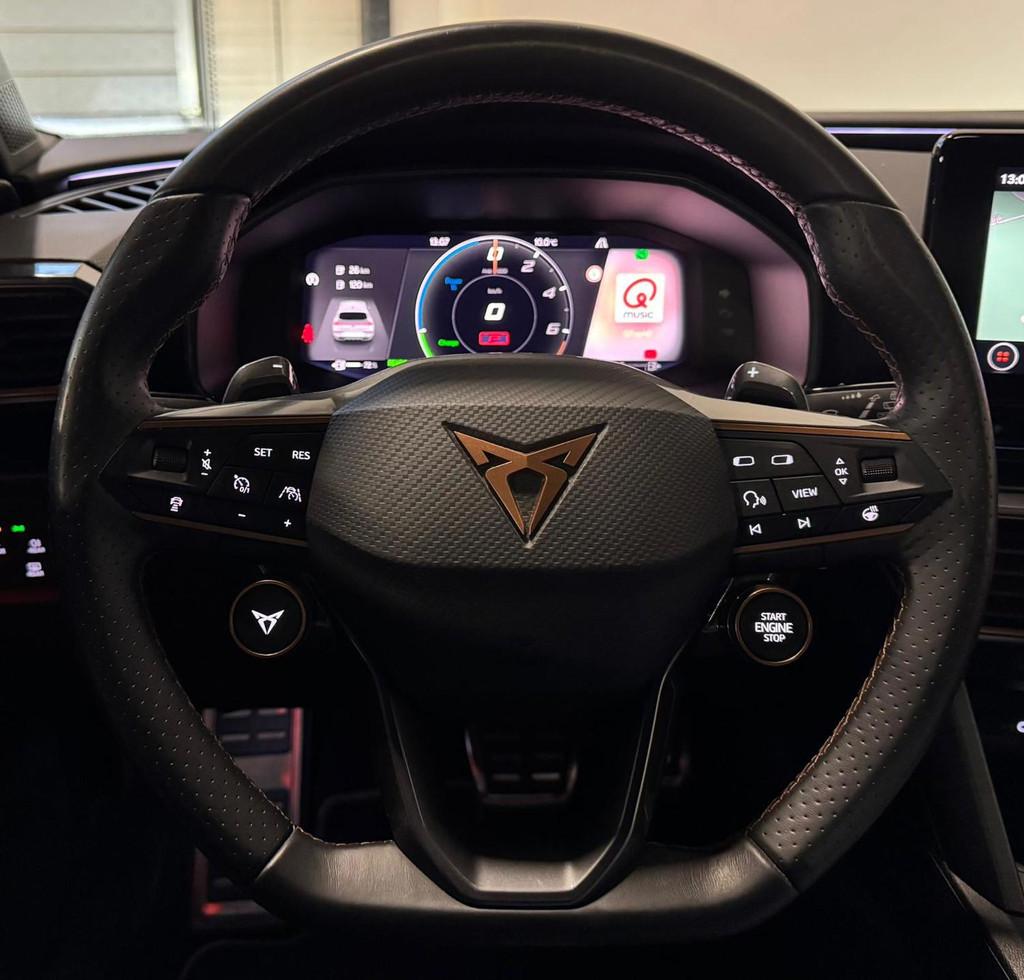 CUPRA Leon 1.4 e-Hybrid VZ Performance PANO KEYLESS VOL', Auto's, Cupra, Adaptive Cruise Control, Gebruikt, Zwart, 4 cilinders