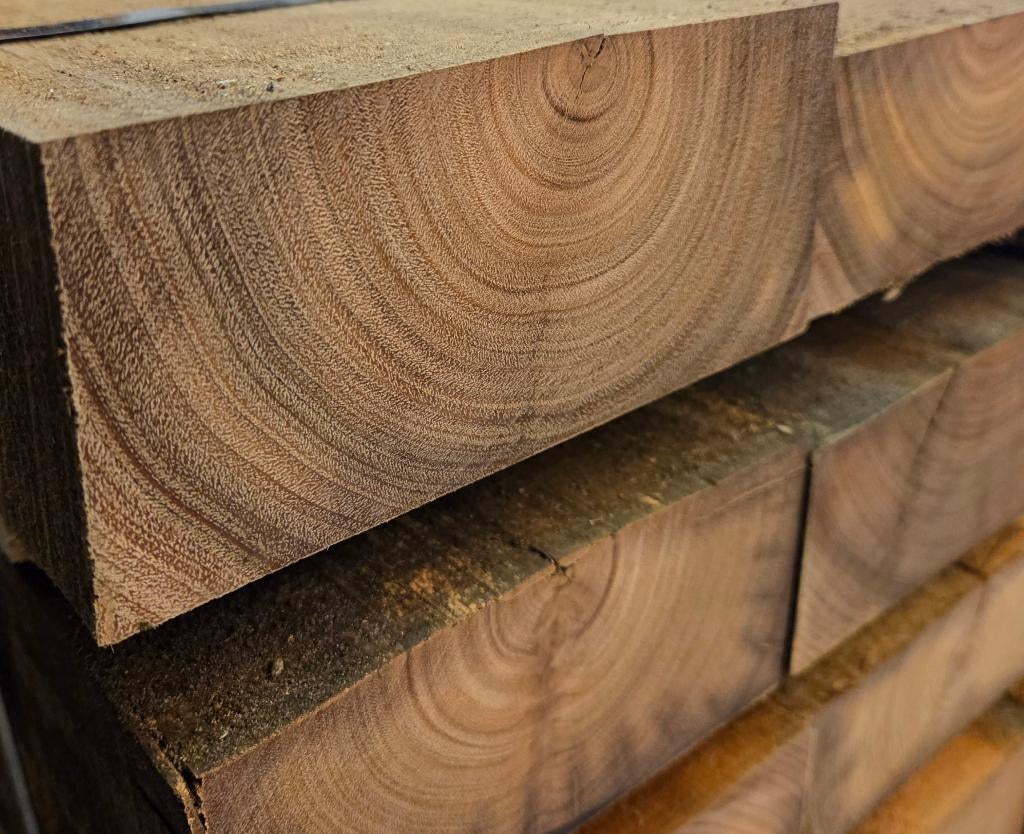 28 Hardhouten balken - palen  +/- 6.0x15.0 cm - nr: HB76