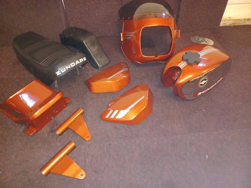 Zundapp 529 530 tankset, Ophalen, Zadel