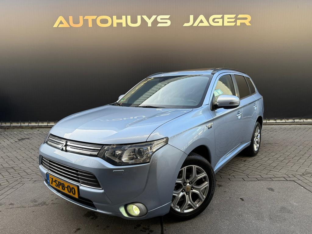 Mitsubishi Outlander 2.0 PHEV Business Edition, Auto's, Mitsubishi, Zwart, 4 cilinders, Blauw, Vierwielaandrijving