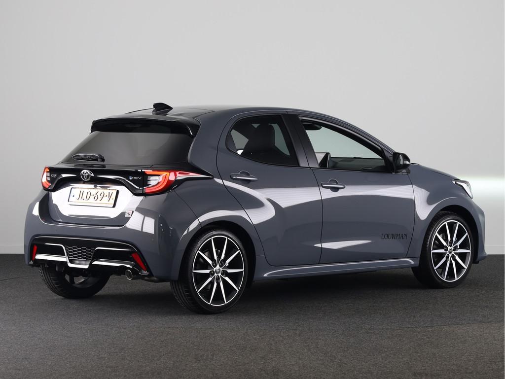 Toyota Yaris 1.5 Hybrid 130 GR Sport *DEMO* | GR-Sport Plus, Auto's, 12 maanden, 450 kg, Hybride Elektrisch/Benzine, Yaris
