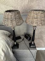 2 schemerlampen met rieten kap, Huis en Inrichting, Lampen | Tafellampen, Ophalen, Zo goed als nieuw, Overige materialen, Minder dan 50 cm