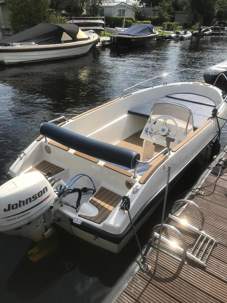 Consoleboot met johnson 9.9Pk, Watersport en Boten, Ophalen, Gebruikt, Tot 10 pk, 3 tot 6 meter