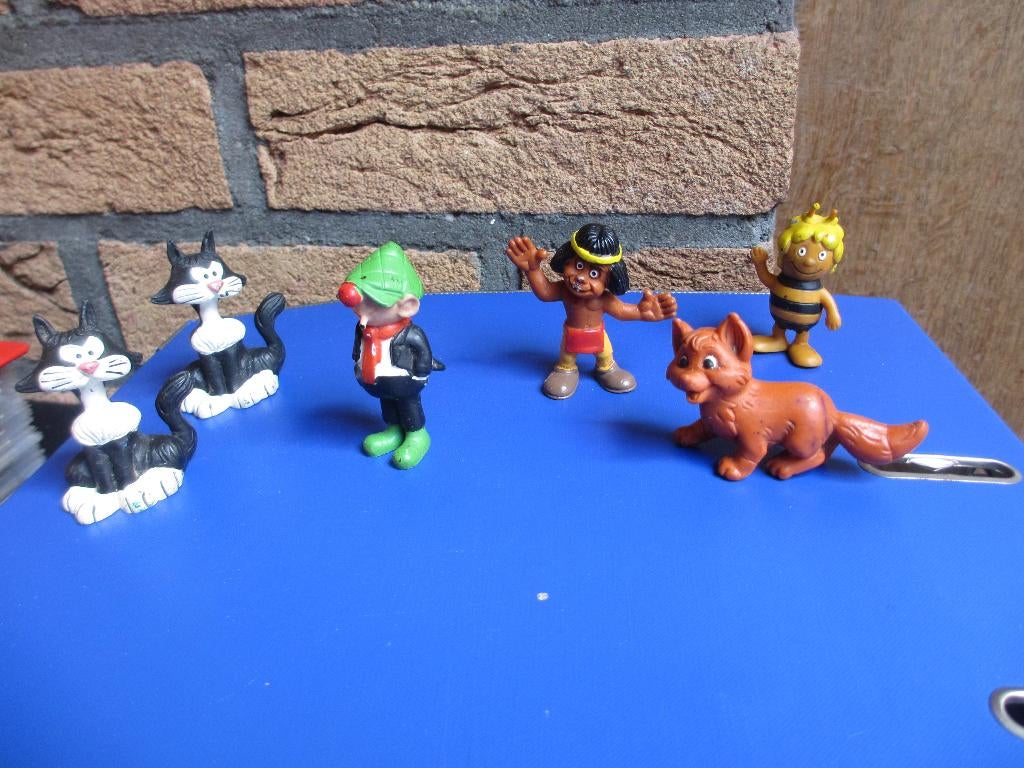 schleich bully stripfiguren lucky luke Andy Capp maya de bij, Ophalen of Verzenden, Zo goed als nieuw