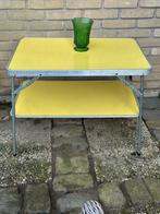 Retro inklapbare campingtafel in zomers Paas geel, Ophalen, Gebruikt, Campingtafel, Onbekend