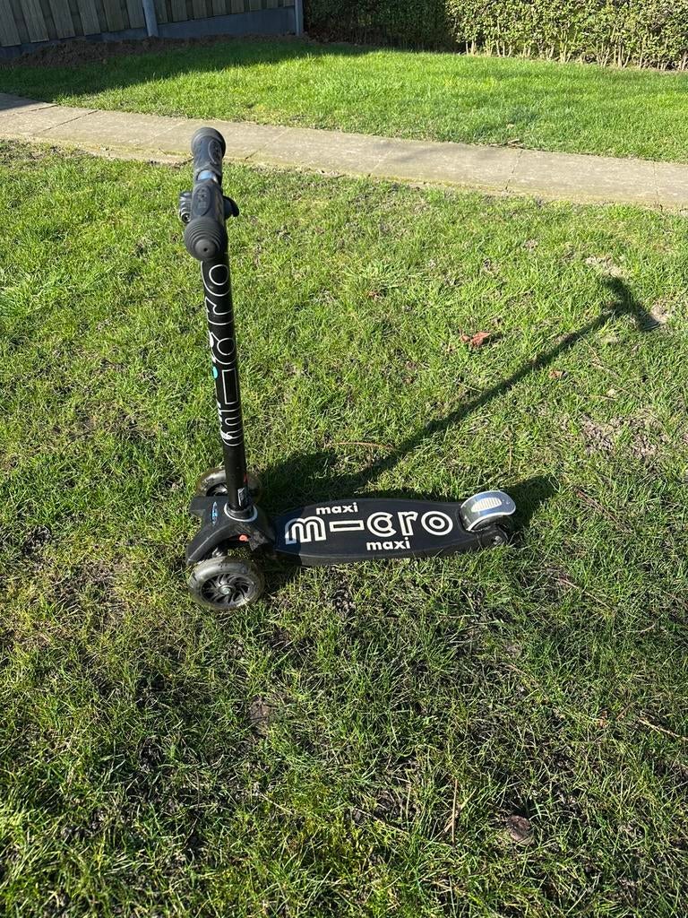 Maxi micro step zwart, Fietsen en Brommers, Steps, Ophalen, Zo goed als nieuw, Gewone step