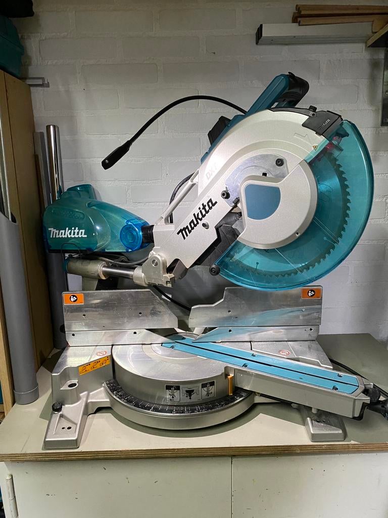 Afkortzaag van Makita LS 1216 FL, Ophalen, Gebruikt, 70 mm of meer, Afkortzaag