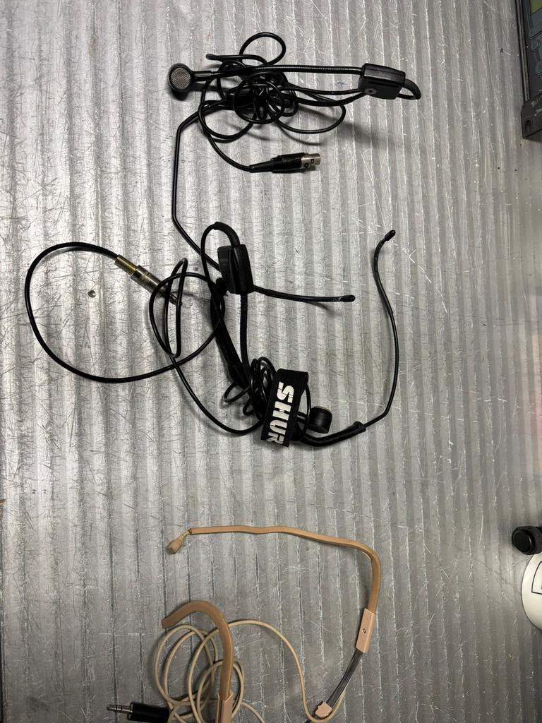 3x headset (2x Shure WH-20), Muziek en Instrumenten, Microfoons, 1234AB, Ophalen of Verzenden, Zo goed als nieuw, Zangmicrofoon