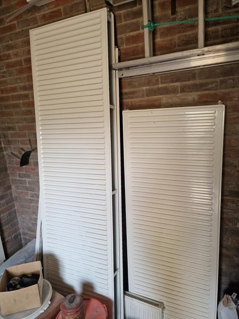 5 mooie radiatoren, Doe-het-zelf en Verbouw, Verwarming en Radiatoren, 30 tot 80 cm, Radiator, 150 cm of meer, Ophalen of Verzenden