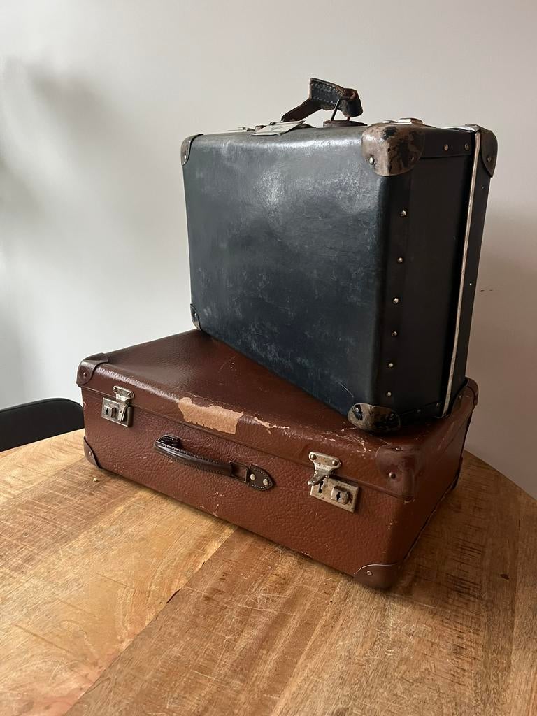 2 antieke koffers 50x30cm, Ophalen