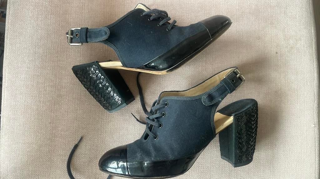 Dries van Noten veterschoen hak 38,5, Kleding | Dames, Ophalen of Verzenden, Zo goed als nieuw, Zwart