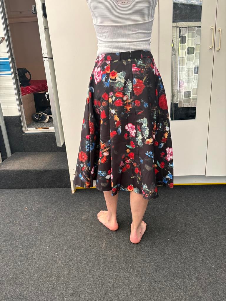 SUPER MOOIE ROK MAAT 40/42 MADELEINE, Ophalen of Verzenden, Zo goed als nieuw, Maat 38/40 (M), Boven de knie