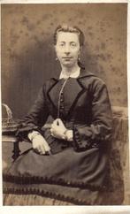 CDV - W.C. van Dijk - Kromme n gracht - Utrecht - Oud, Gebruikt, Verzenden, Foto, Klederdracht