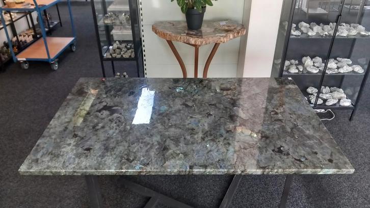 Prachtige labradoriet tafel vol flash, Tuin en Terras, Tuinsets en Loungesets, Ophalen of Verzenden