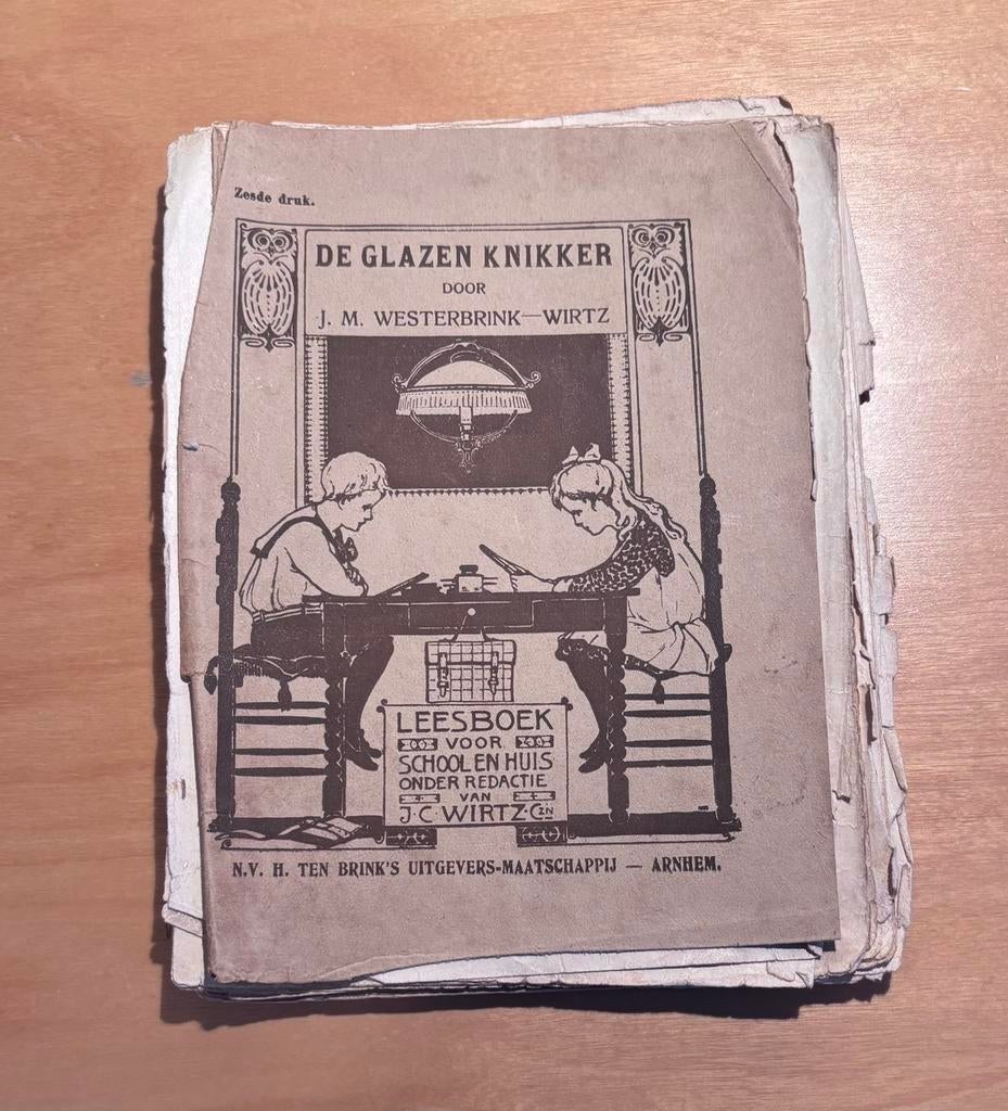 De glazen knikker. Leesboek door J M Westerbrink - Wirtz, Antiek en Kunst, Ophalen of Verzenden